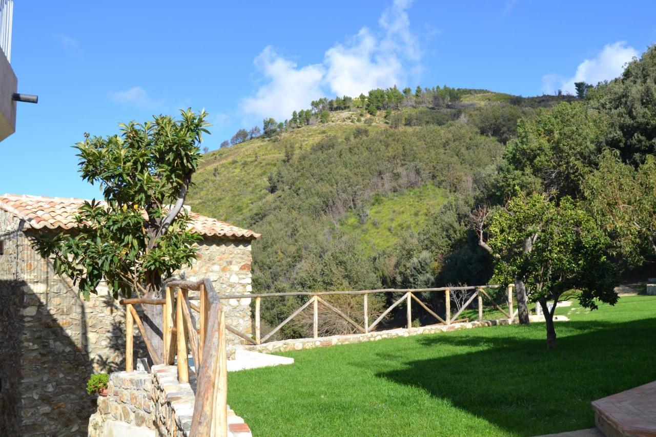 Borgo Rosso Di Sera - Resort Country Chic Resort San Lucido